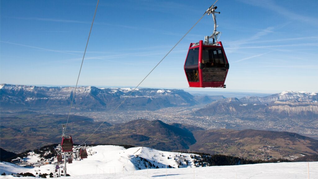cablecars to chamrousse in view of grenoble picture id137847632